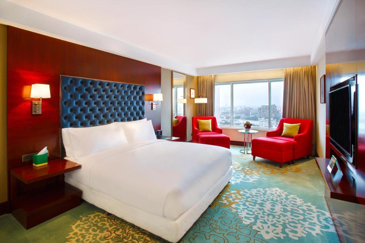 Holiday Inn Dhaka City Centre By Ihg Exterior foto