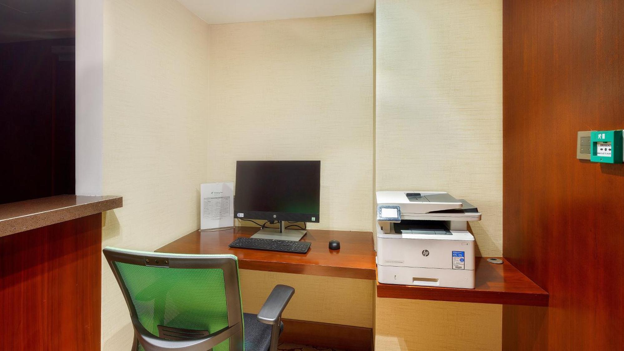 Holiday Inn Dhaka City Centre By Ihg Exterior foto